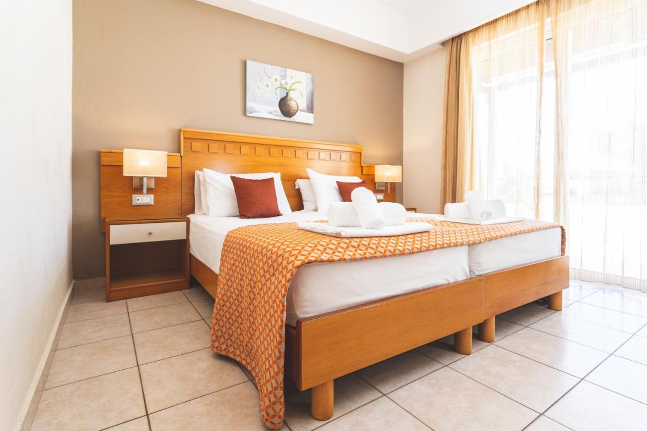 Helios Apartments Kato Daratso Luaran gambar